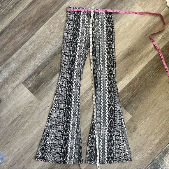 Altar’d State Printed boho bells - Picture 7 of 8